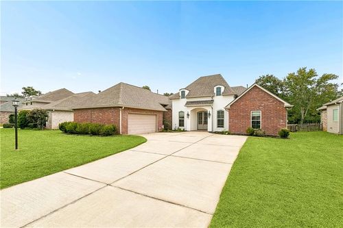 688 Timberwood Loop, Madisonville, LA, 70447-3038 | Card Image