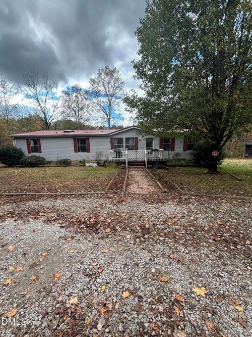 762 Shocco Springs Rd, Warrenton, NC, 27589-8728 | Card Image