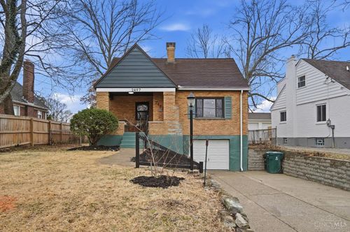 2497 Downing Dr, Cincinnati, OH, 45208-1102 | Card Image