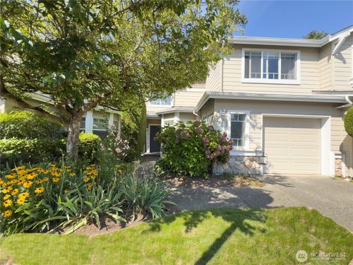 4818 Ne 5th Ct, Renton, WA, 98059-4849 | Card Image
