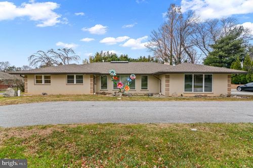 3521 Old Court Rd, BALTIMORE, MD, 21208-3124 | Card Image