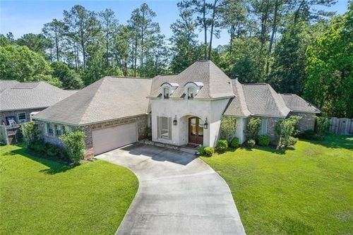 501 Autumn Wind Ln, Mandeville, LA, 70471-7680 | Card Image