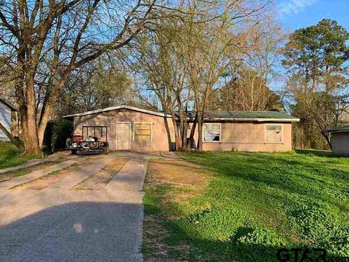218 Alamo St, Lone Star, TX, 75668-9702 | Card Image