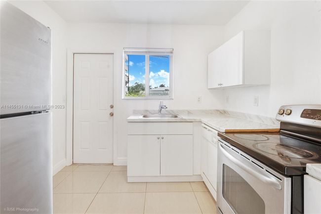 6w - 1050 98th St, Condo with 2 bedrooms, 1 bathrooms and null parking in Bay Harbor Islands FL | Image 7