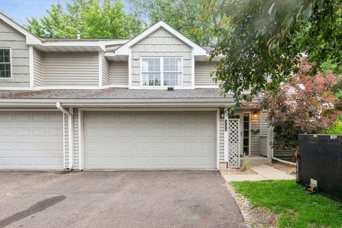 5241 Silver Maple Cir, Minnetonka, MN, 55343-4399 | Card Image
