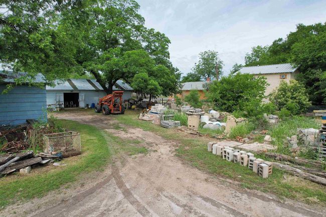 401 E 6 Th St, Home with 0 bedrooms, 0 bathrooms and null parking in Lampasas TX | Image 11