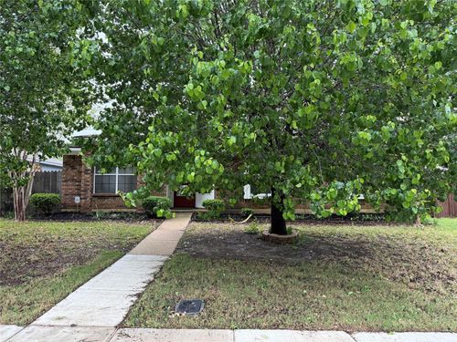 1722 Clydesdale Dr, Lewisville, TX, 75067-3237 | Card Image
