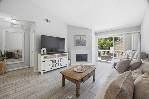 59-12562 Dale St, Garden Grove, CA, 92841-4567 | Card Image