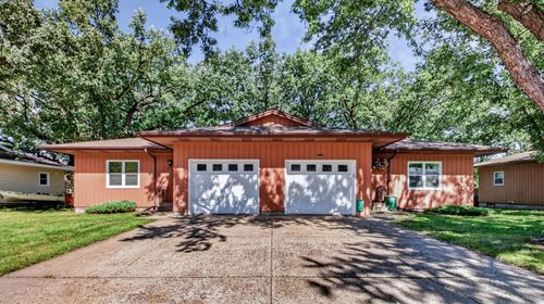 2810 Hallie Ln, Eau Claire, WI, 54703-0516 | Card Image