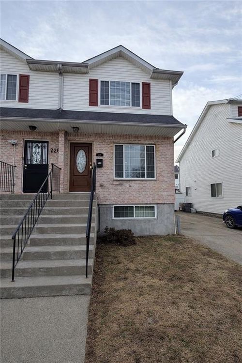 226 Osgood Ave, Staten Island, NY, 10304-3607 | Card Image
