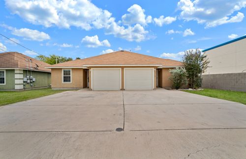 236 Rosalie Drive, New Braunfels, TX, 78130 | Card Image