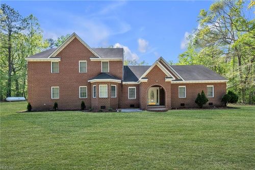 6704 Mill Creek Dr, Zuni, VA, 23898-2702 | Card Image