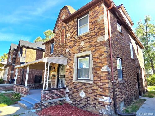 17376 Woodingham Dr, Detroit, MI, 48221-2557 | Card Image