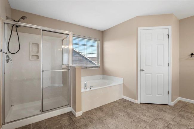 2601 Crimson View Dr, House other with 4 bedrooms, 3 bathrooms and 3 parking in Shiloh IL | Image 27
