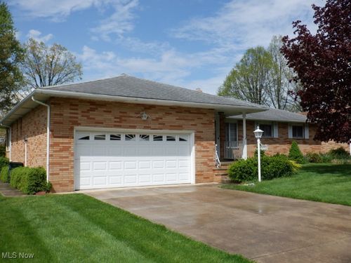 6220 Sequoia Dr, Parma, OH, 44134-6024 | Card Image