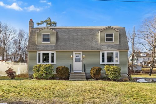 28 Armory Ln, Southbridge, MA, 01550-2702 | Card Image