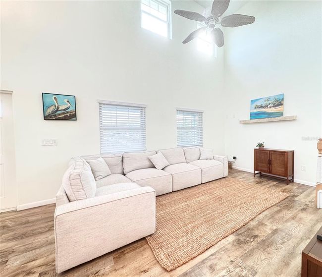 16204 3 Rd St E, House other with 3 bedrooms, 4 bathrooms and null parking in REDINGTON BEACH FL | Image 16