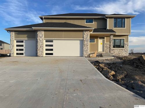 6213 N 209 Street, Elkhorn, NE, 68022 | Card Image