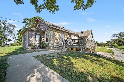 15 S 98th St, Edwardsville, KS, 66111-1441 | Card Image