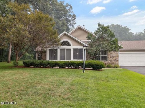 2358 Whispering Pines Dr, Toledo, OH, 43617-2259 | Card Image