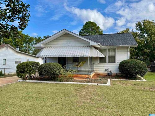 419 10th St S, BESSEMER, AL, 35020-6428 | Card Image