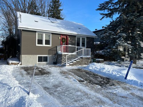 {{alt}} | Card Image