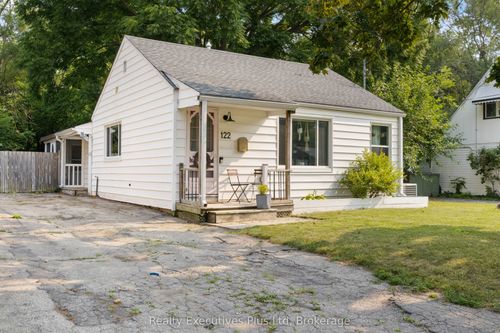 122 Spadina Rd E, Kitchener, ON, N2M3X4 | Card Image