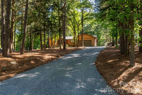 328 Dana Dr, Catawba, SC, 29704-9402 | Card Image