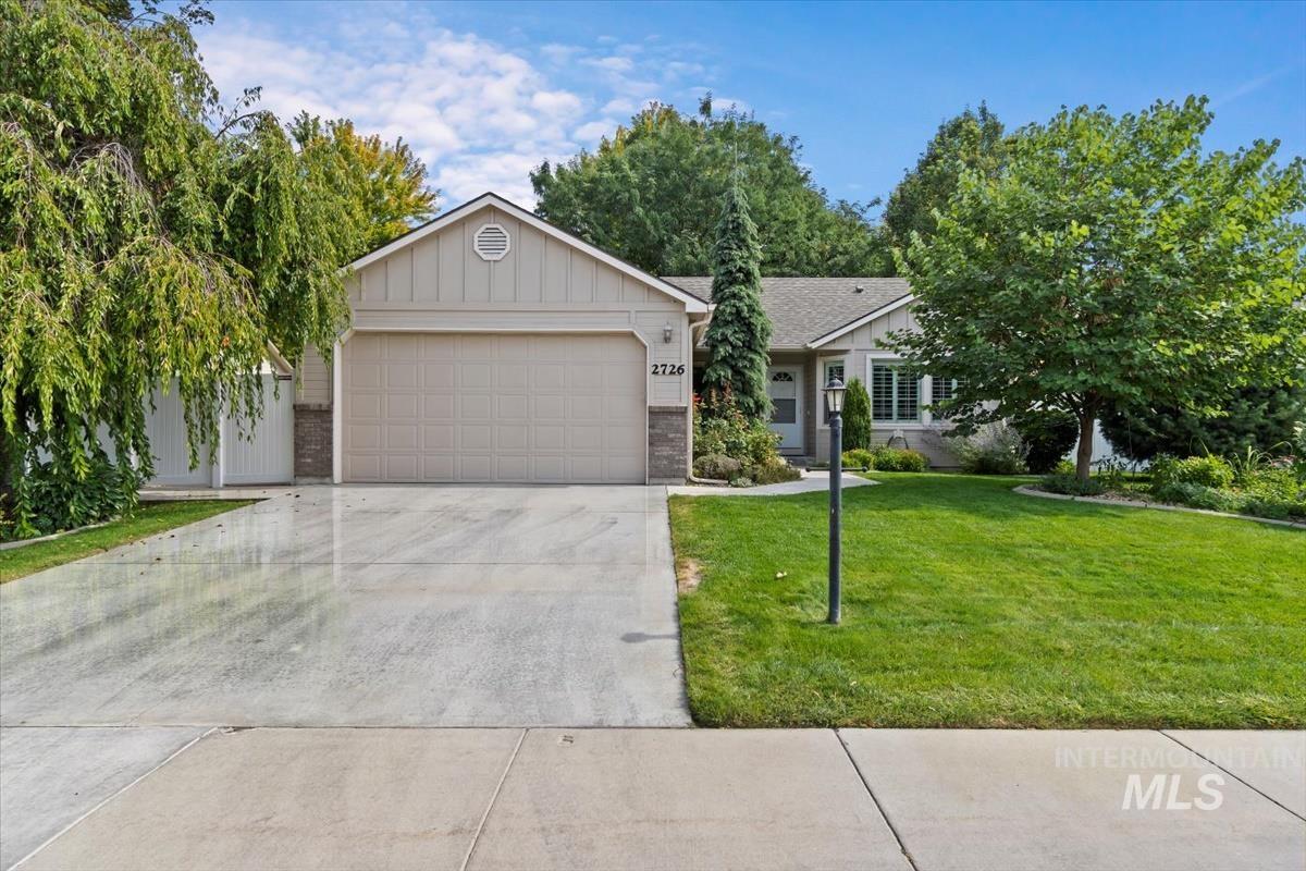 Almond Ct, Nampa, ID 83686