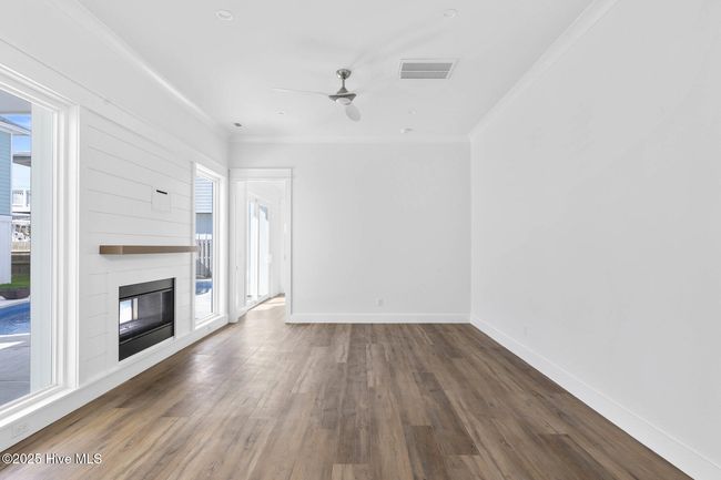 1320 Searay Ln, House other with 4 bedrooms, 4 bathrooms and 1 parking in Carolina Beach NC | Image 16
