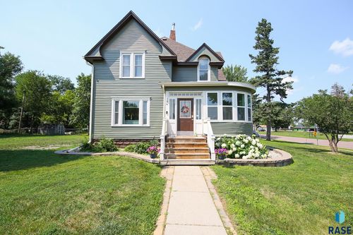 104 W Rummel Ave Avenue, Lennox, SD, 57039 | Card Image