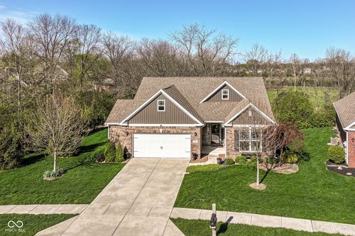 758 N Johnson Branch Rd, Greenfield, IN, 46140-7216 | Card Image