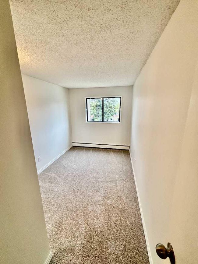 2203 - 13045 6 Street Sw, Condo with 2 bedrooms, 1 bathrooms and 1 parking in Calgary AB | Image 8