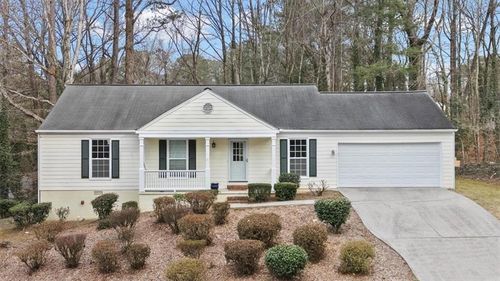 2051 Bishop Creek Dr, Marietta, GA, 30062-6362 | Card Image