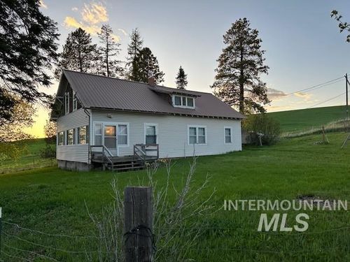 21 B Howard Rd, Palouse, WA, 99161-8790 | Card Image