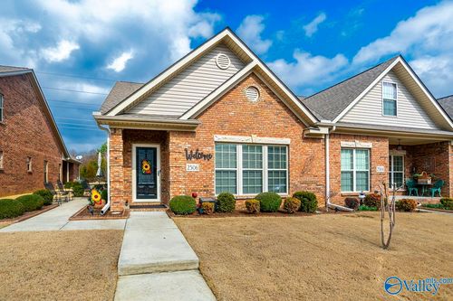 2506 Lindis Farne Dr Sw, Decatur, AL, 35603-2923 | Card Image