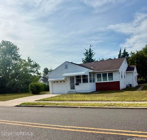 129 Fox Glove Run, Toms River, NJ, 08755-3265 | Card Image