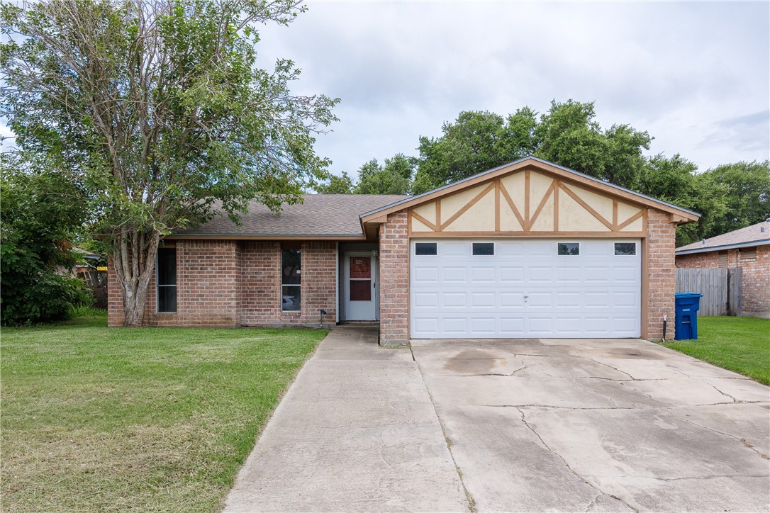 Espana Dr, Portland, TX 78374