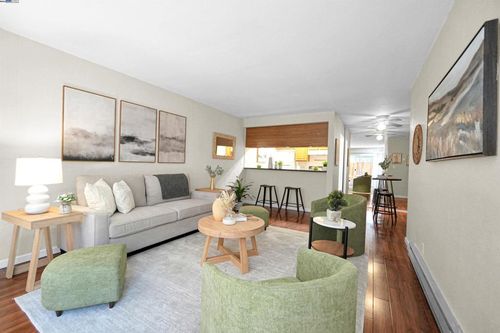 apt-33-260 Industrial Pkwy, Hayward, CA, 94544-7119 | Card Image