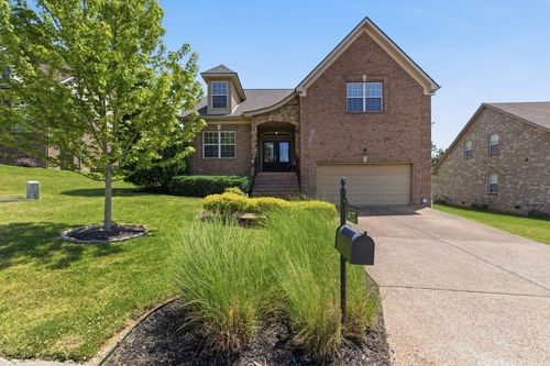 4127 Oakstone Dr, Smyrna, TN, 37167-8406 | Card Image