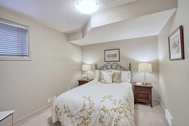 135 Everglade Way Sw, Home with 2 bedrooms, 2 bathrooms and 4 parking in Calgary AB | Image 38