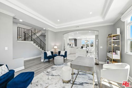 23971 De Ville Way, Malibu, CA, 90265-4894 | Card Image