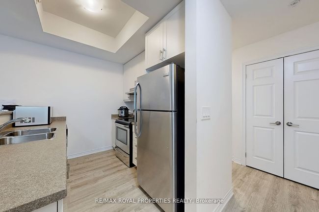 112 - 650 Gordon St, Condo with 2 bedrooms, 1 bathrooms and 1 parking in Whitby ON | Image 13