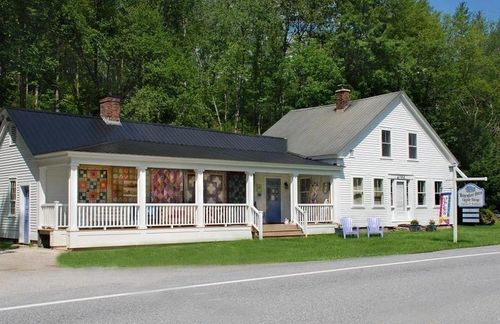 6795 Vt Route 100, Londonderry, VT, 05148-9520 | Card Image