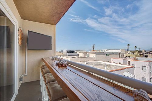 apt-22-15 15th St, Hermosa Beach, CA, 90254-3556 | Card Image