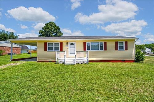 13408 Martha Cir, Smithfield, VA, 23430-4032 | Card Image