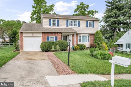 11 Clemson Ct, Newark, DE, 19711-4301 | Card Image