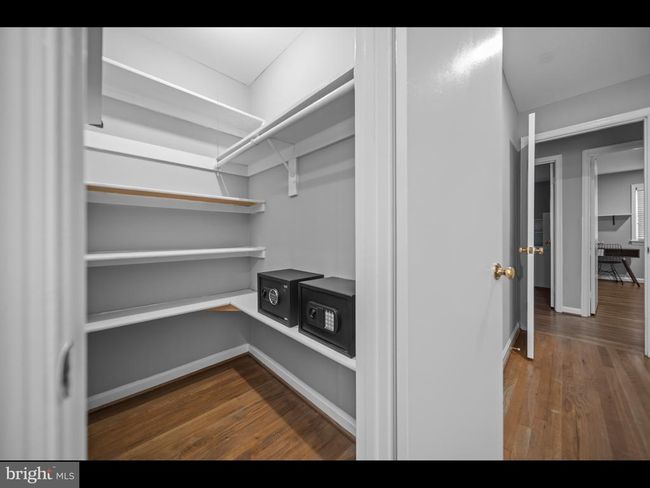 1609 Dunterry Pl, Townhouse with 3 bedrooms, 4 bathrooms and null parking in MCLEAN VA | Image 24