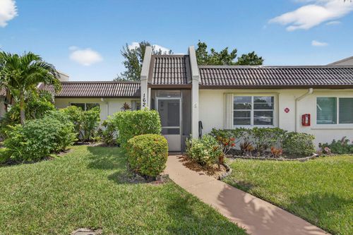 162 Lake Susan Ln, West Palm Beach, FL, 33411-9226 | Card Image