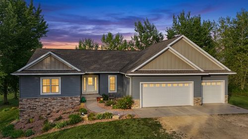 793 157th St, Roberts, WI, 54023-5923 | Card Image
